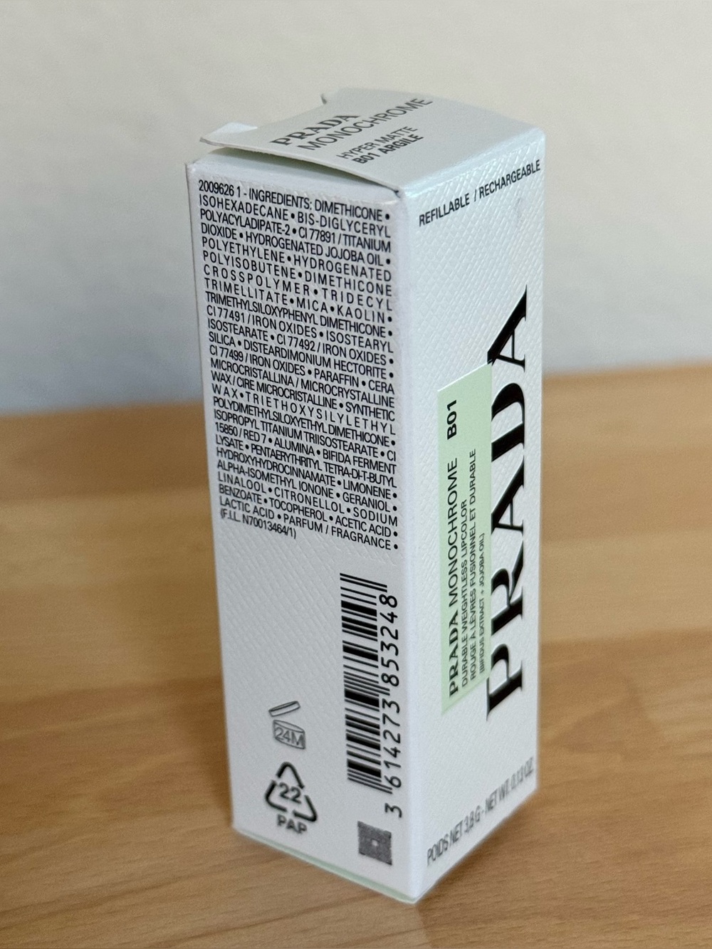 Prada Monochrome Hyper Matte Lipstick B01 Argile - New in box - Picture 5 of 8